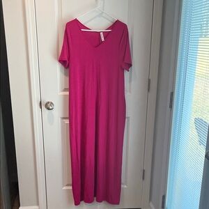 Zenana Fuchsia V-Neck Maxi Dress